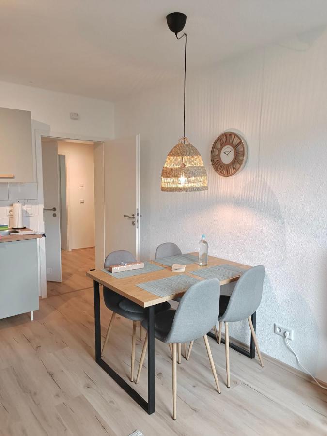 Bright And Central With 2 Beds Incl Workspace Daire Bochum Dış mekan fotoğraf